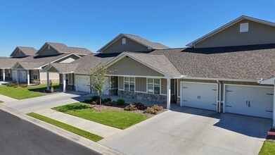 Building Photo - The Ridge at Calhoun