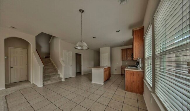 Foto del edificio - 18 Milepost Ct