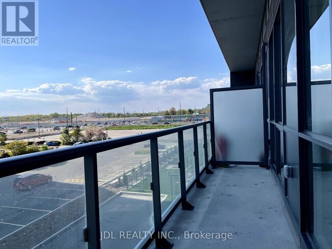 Building Photo - 2-302 Sonic Way