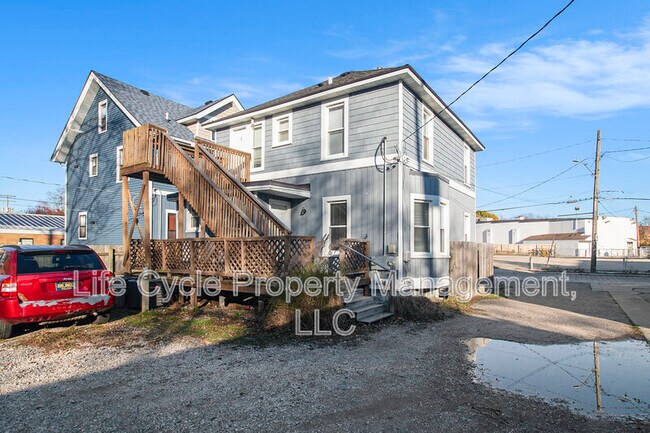 Building Photo - 353 Atlas Ave SE