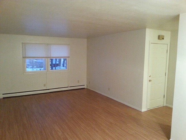 Building Photo - 1207 Wall St