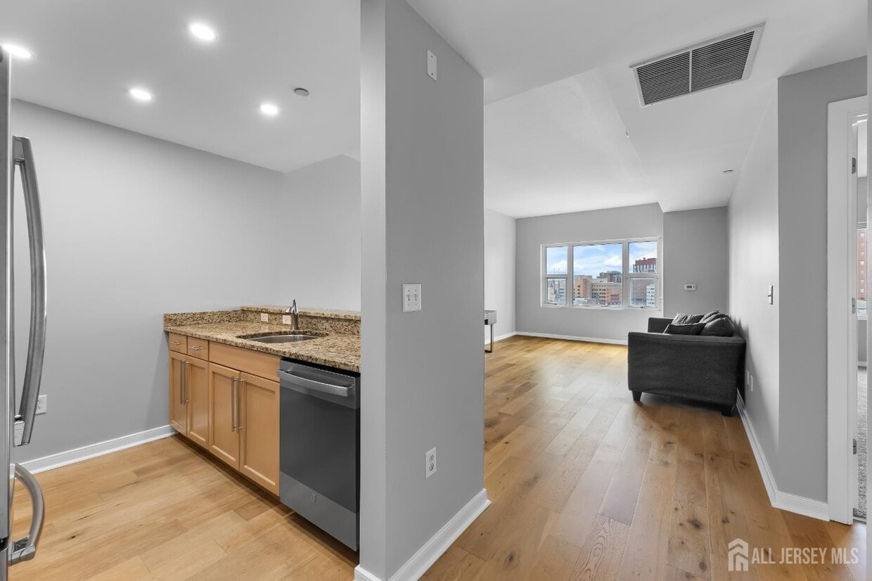 Foto principal - 20 Livingston Ave