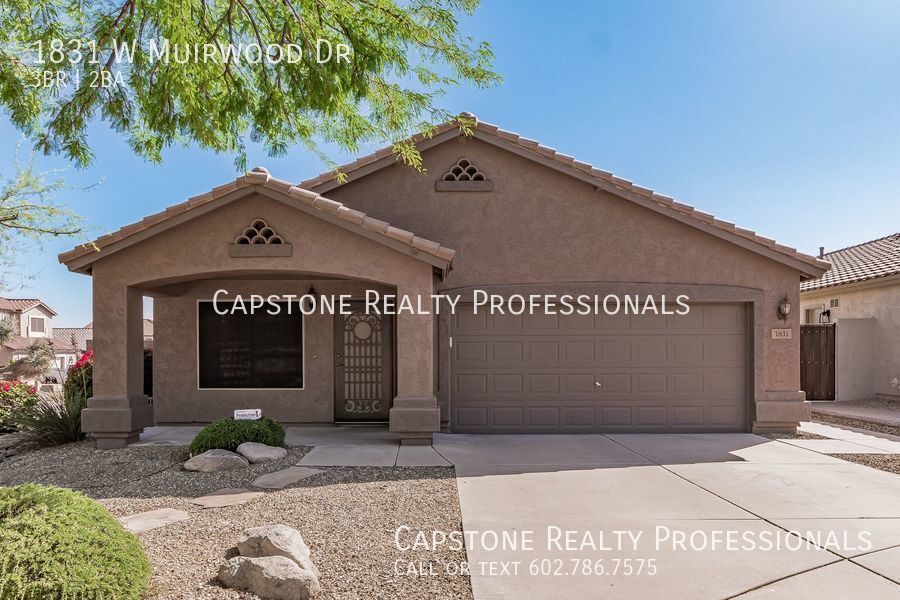 Primary Photo - Spacious 3 Bedroom 2 Bathroom Corner Lot H...