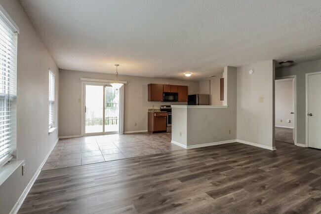 Building Photo - 3107 Earlswood Ln
