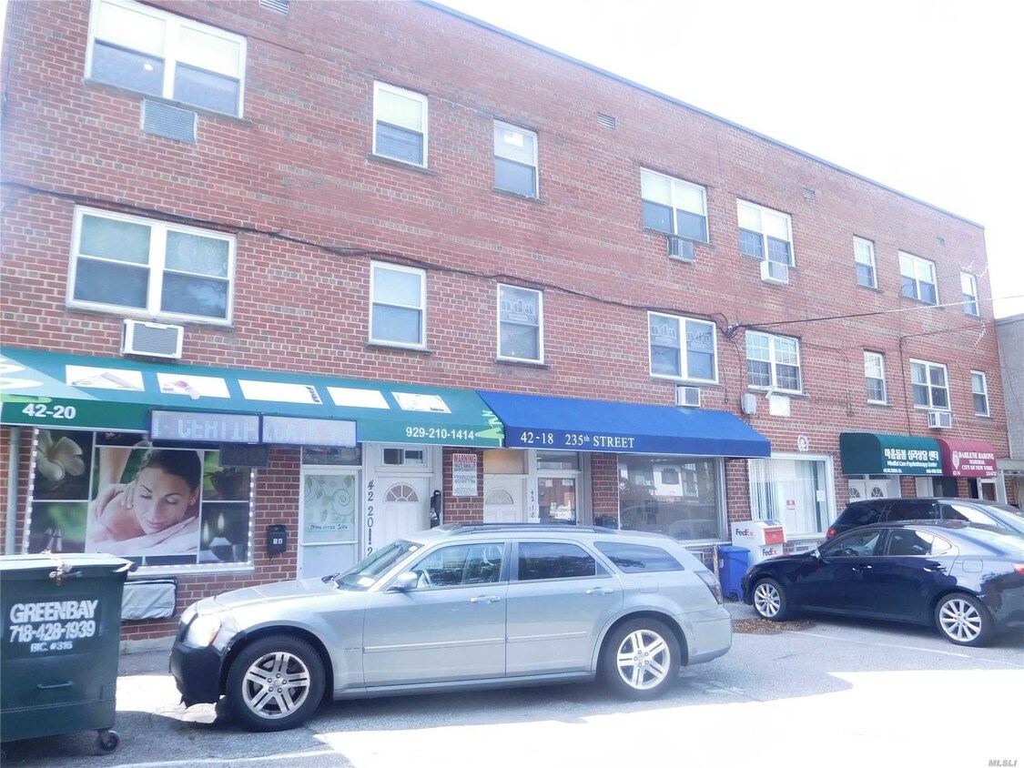 Primary Photo - 42-20-42235 235th St
