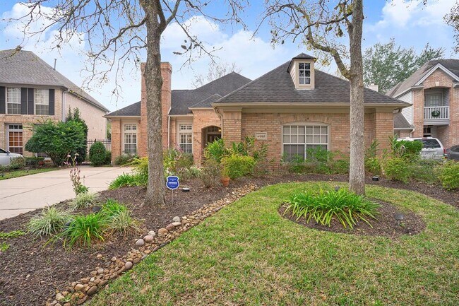 Foto del edificio - 14922 Tallow Forest Ct