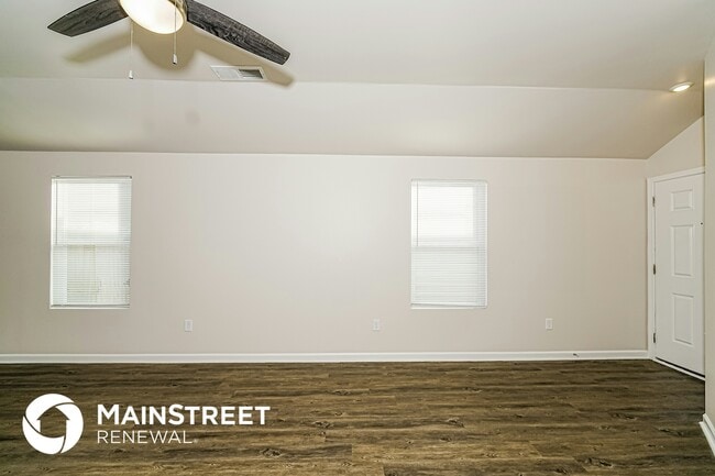 Foto del edificio - 148 Jonathan Dr