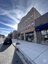 Building Photo - 3120 Oak Park Ave