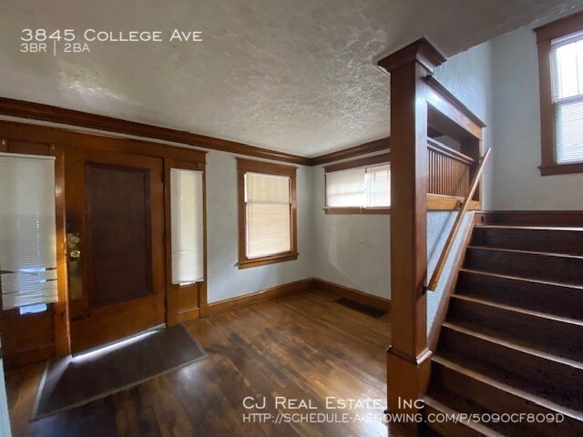 Foto del edificio - 3845 College Ave