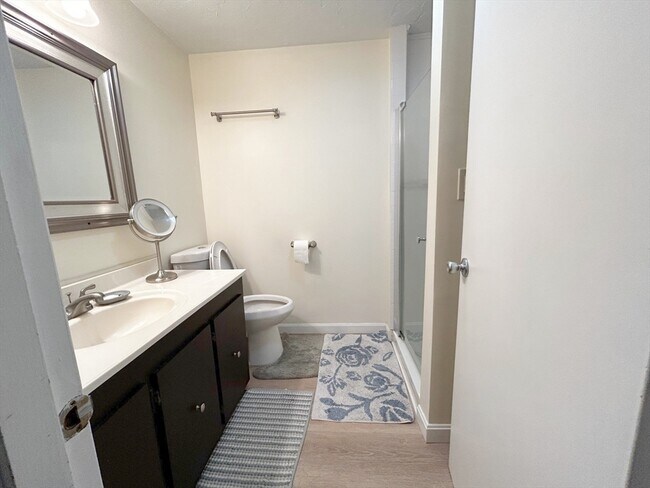 Foto del edificio - 42 Sandy Ridge Cir