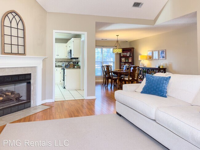 Foto del edificio - 3 br, 2 bath House - 1118 Bartlett Dr.