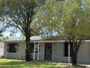 Building Photo - 2520 John Bruce Ave