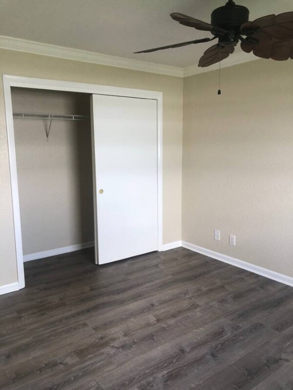 Foto del edificio - 1611 Green Ln