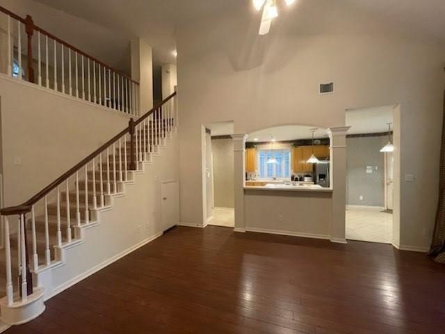 Building Photo - 5818 Dove Ridge Ln