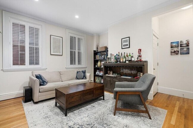 Foto del edificio - 25 Ridgeway Ln