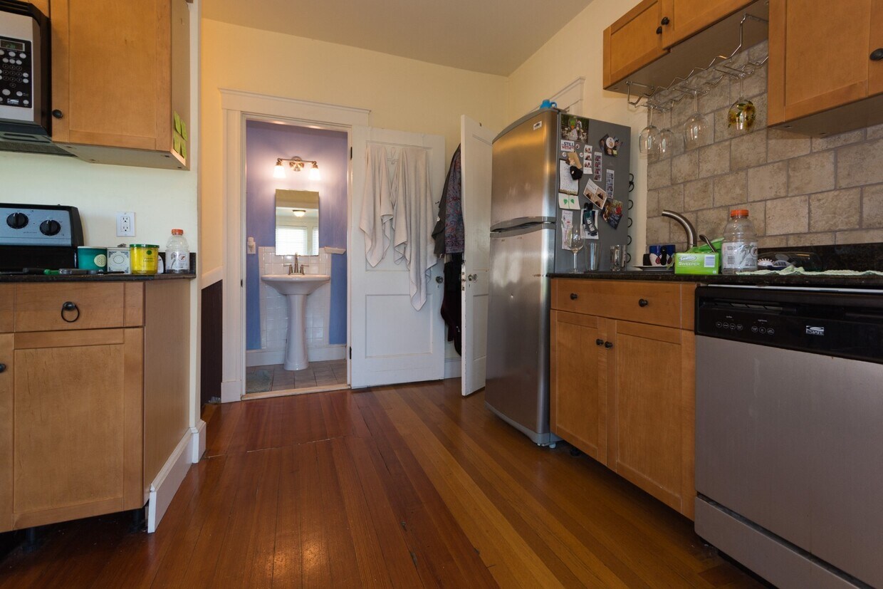 2 Mapleton St, Boston, MA 02135 Apartments in Boston, MA