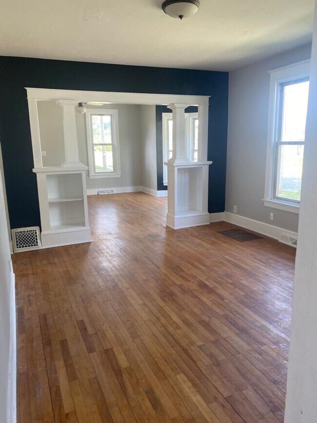 1003 W Spencer St, Appleton, WI 54914 House Rental in Appleton, WI