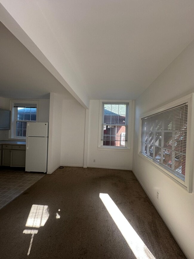 Photo - 16 Crescent Ave Townhome