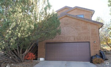 Building Photo - 1155 Popes Valley Dr