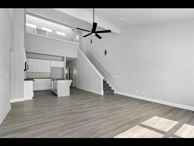 Foto del edificio - 657 Sun Meadows Loop