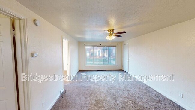 Foto del edificio - 1317 Salem Ave