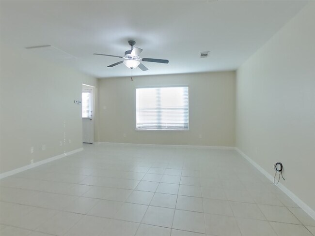 Foto del edificio - 821 Painted Bison Dr