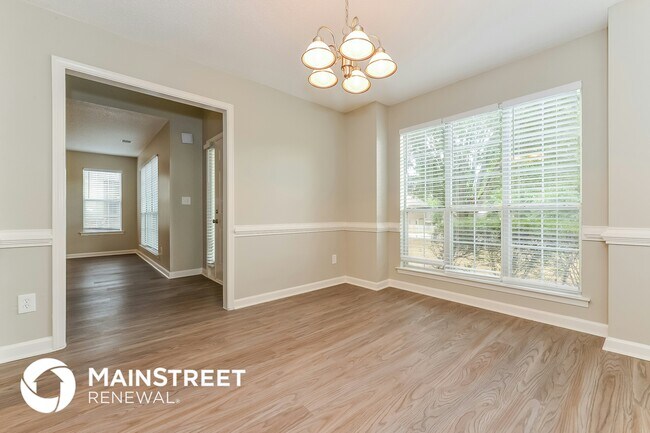 Building Photo - 704 Fieldstream Way