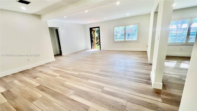 Foto del edificio - 5785 SW 54th Terrace
