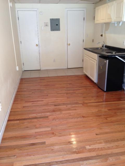 Building Photo - 507 Beacon St