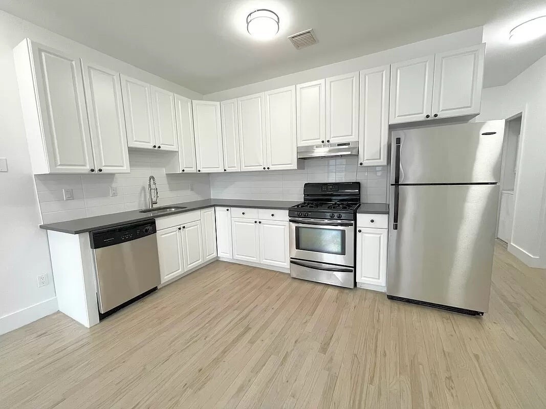 218 Atlantic Avenue - Room for Rent in Brooklyn, NY | Apartments.com