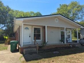 Building Photo - 5904 Graston Ave