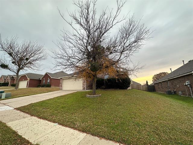 Foto del edificio - 2805 Quarter Horse Ln