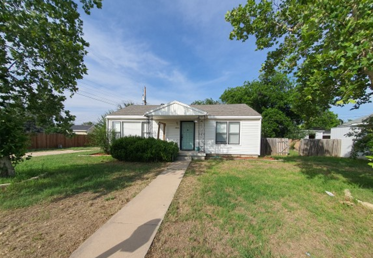 Primary Photo - Charming 2-bedroom, 1-bathroom house!