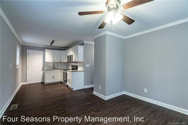 Building Photo - 2 br, 1 bath House - 2213 Kennesaw Drive