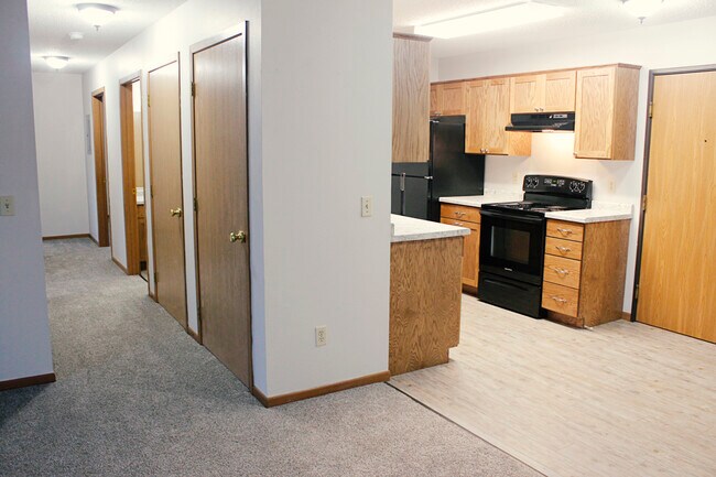 Hall/Kitchen - 1025 Southland Ln