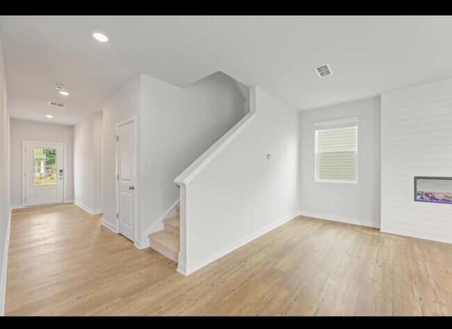 Building Photo - 2529 Brown Dove Wy