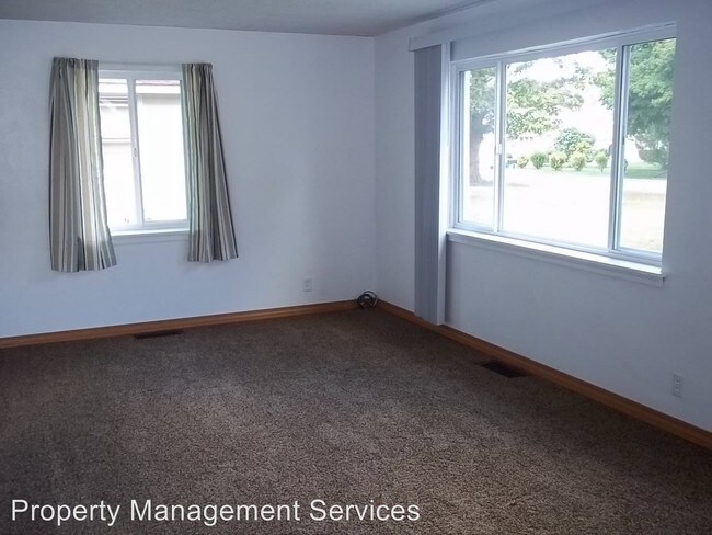Building Photo - 4 br, 1 bath House - 58705 Old County Road 17