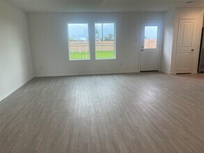 Building Photo - 10418 Rocky Trl