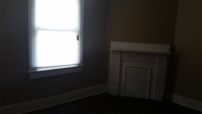 Building Photo - 1110 E Anderson St