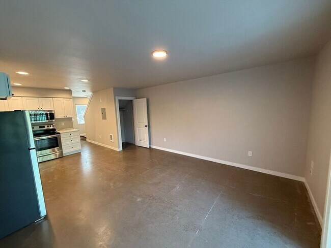 Foto del edificio - 2915 Waverly Dr SE
