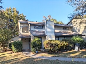 Building Photo - 3038 Otter Ct