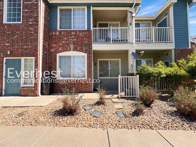 Building Photo - 2682 S Cathay Way