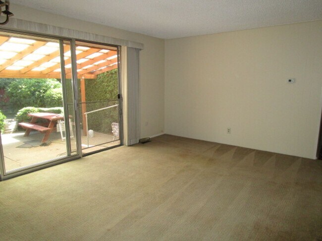 Foto del edificio - 2310 W Parkway Dr