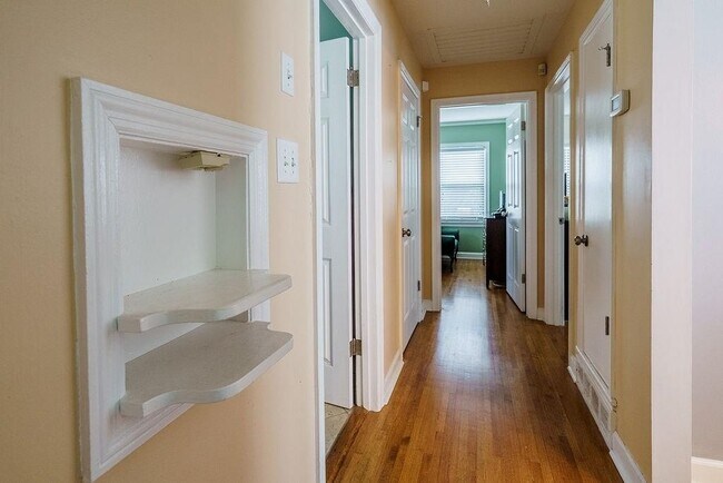 Foto del edificio - 4618 Willow Rd