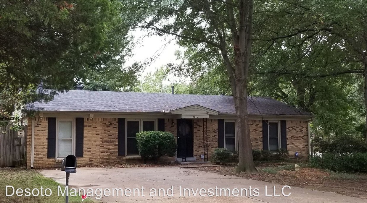 Foto principal - 4 br, 1 bath House - 8016 Pinebrook