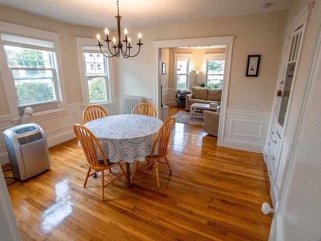 Foto del edificio - 21 Bradwood St