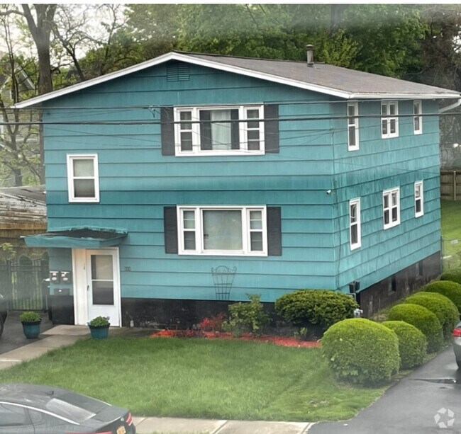 Building Photo - 311 Warner Ave