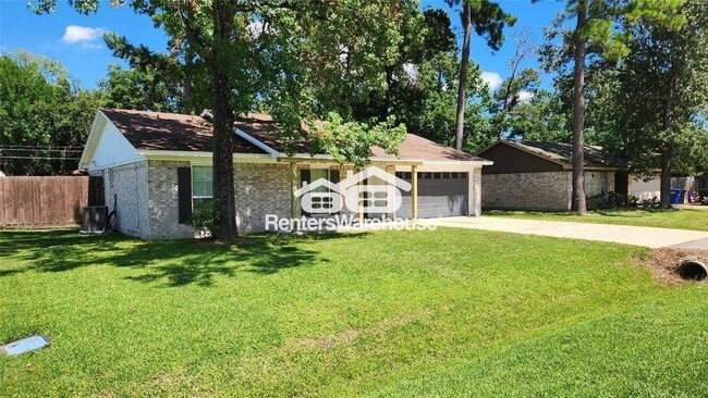 Building Photo - 223 Sycamore Dr