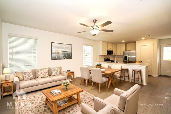 Foto del edificio - 2656 Mistwood Dr