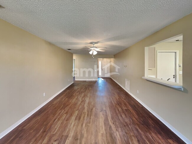 Building Photo - 12519 Dawn Vista Dr